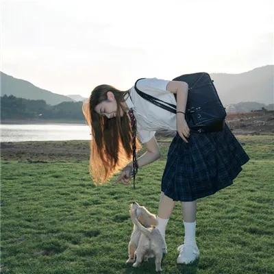 想入非非 海报